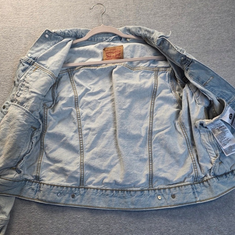 Levis Womens Light Wash Denim Trucker‎ Jacket WaterLess Blue Size S - Picture 2 of 7